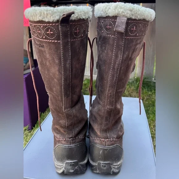 Cozy Lace-up Winter boots - Picture 3 of 10